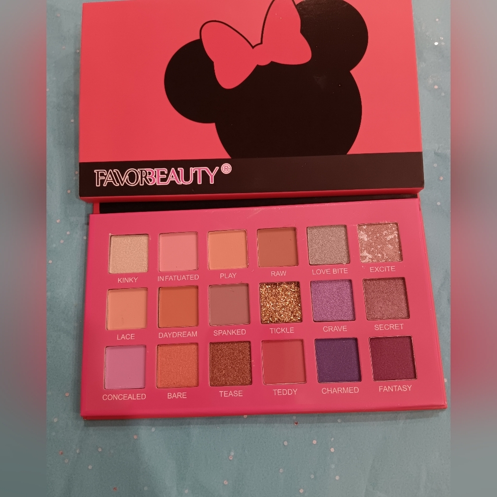 New eye shadow pallets